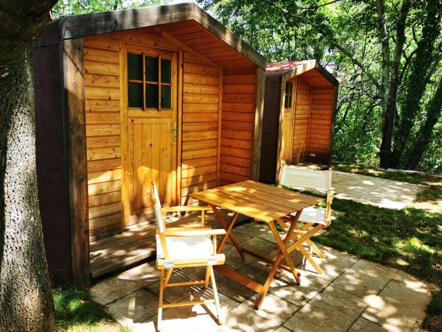 Krasen Kras 104 Resort Komen Exteriör bild