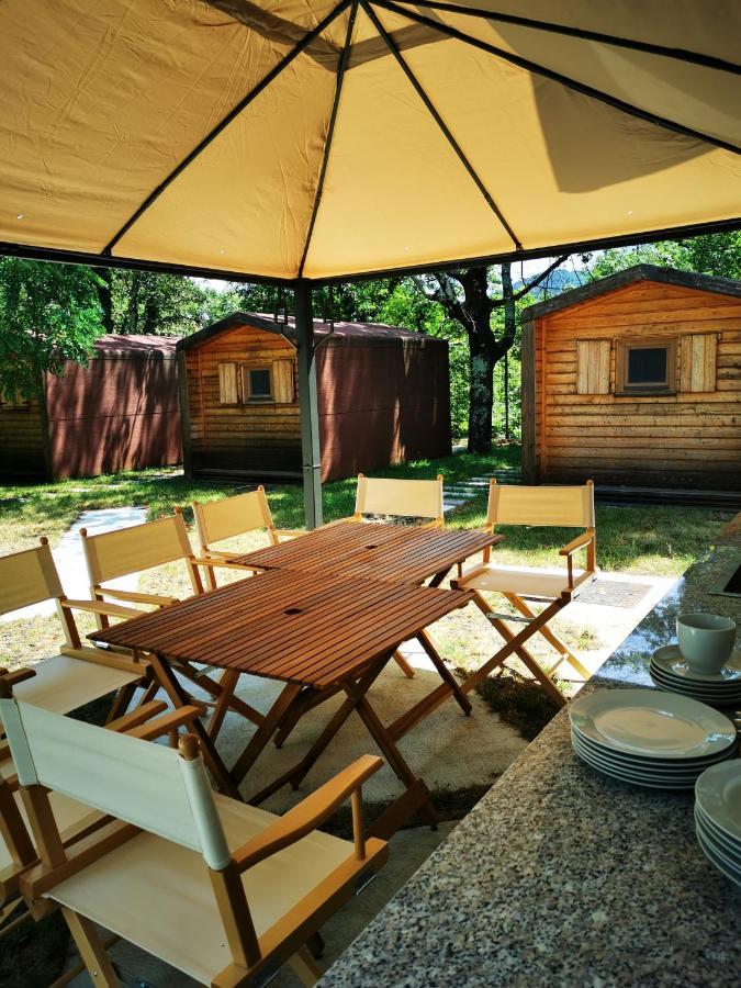 Krasen Kras 104 Resort Komen Exteriör bild